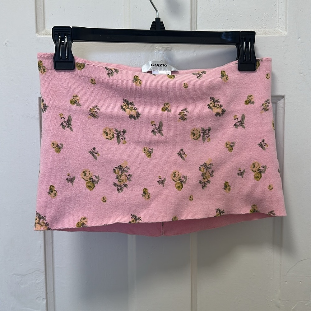 Guizio Pink Floral Thermal Skort Size Small NWOT
